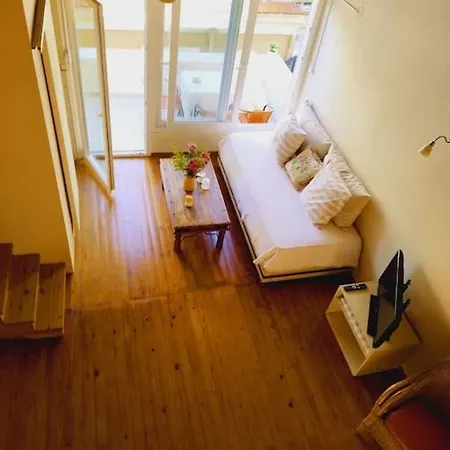 Mary's Bright - Corfu Old Town Appartement