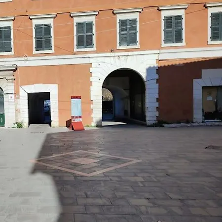 Mary's Bright - Corfu Old Town Апартаменты