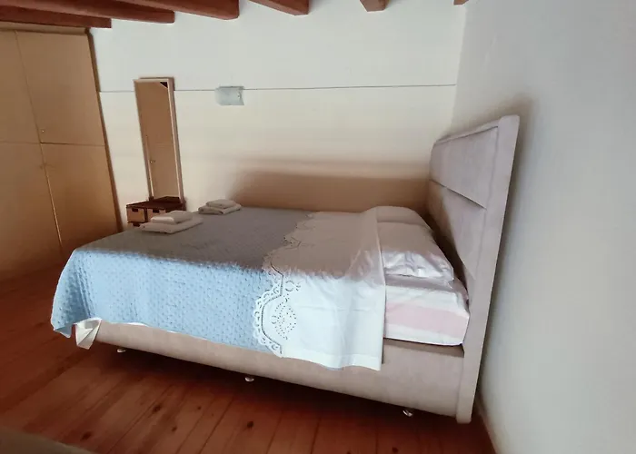 Mary's Bright - Corfu Old Town Apartman